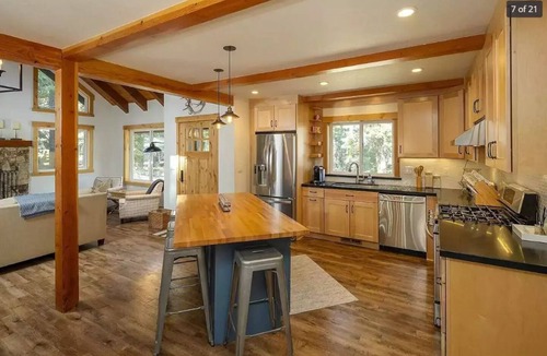 Kingswood Estates House | Serenity Tahoe Retreat - Hot Tub