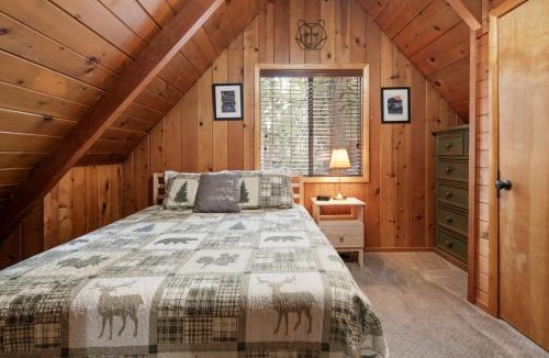 Big Bear House | Shady Pine Cottage - This adorable cabin is the perfect getaway for your next stop in the mountains!