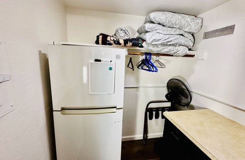 Yosemite West Condo | Sierra Pines Condo - Inside Yosemite - Sleeps 4