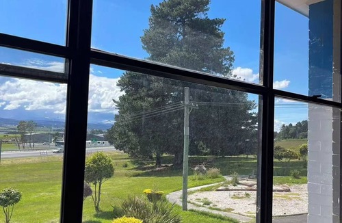 Legana Hostel | SJ Hostel. Launceston