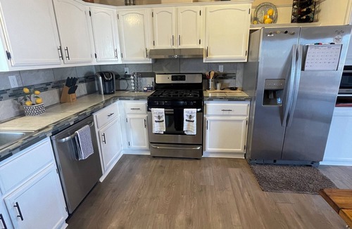 Fort Mohave House | Snowbird get away. Beautiful 3 bedroom 2 bath home, in the Sunrise Vista Area.