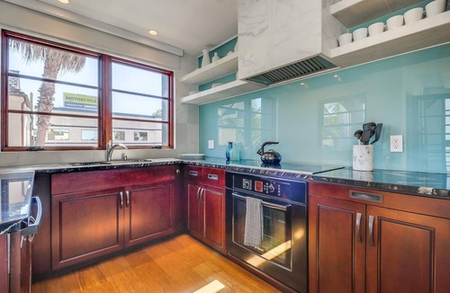 Mission Beach House | Solstice MB | Architectural Gem w/Rooftop Views
