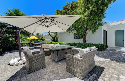 Enterprise House | Soothing 6-bedroom house with Pool and Heated Spa in vibrant Las Vegas