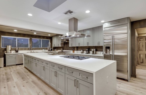 Las Vegas Villa | Spacious 12BR Vegas Villa Near Strip, Resort Pool & Sports Court!