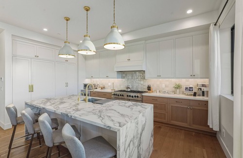 Hermosa Beach House | Spacious 4-bedroom modern house in beautiful Hermosa Beach!