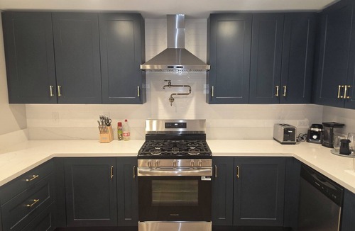 Napa House | Spacious 4-bedroom single level in the vineyards south of downtown