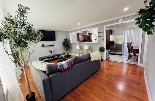 Santa Clara House | Spacious 4-bedroom house with WiFi, AC in lovely Santa Clara