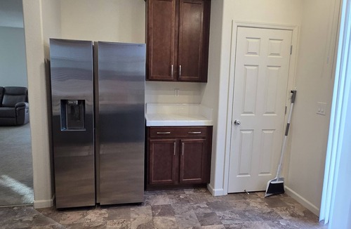 North Natomas House | Spacious 4bedroom house in amazing Sacramento with AC,Near to airport and market