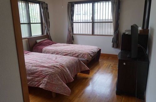 Maeganeku Hotel | Spacious 4LLDK 230 square meter log house 35 ni/Kunigami-gun Okinawa