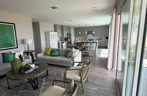 Canyon Country House | Spacious 5-bedroom house with AC in terrific Santa Clarita