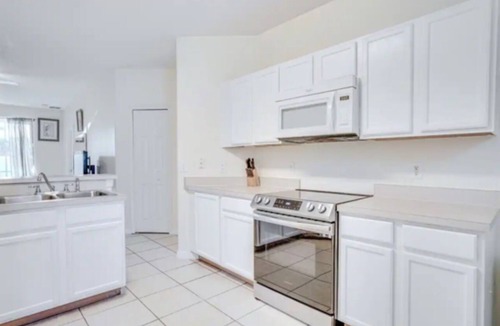 Sunset Ridge House | Spacious 5-bedroom house with Pool and WiFi in charming Davenport