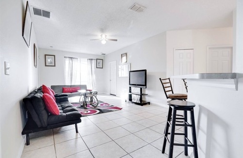 Sunset Ridge House | Spacious 5-bedroom house with Pool and WiFi in charming Davenport