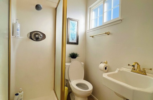 West San Jose House | Spacious 6-bedroom house in delightful San Jose with AC