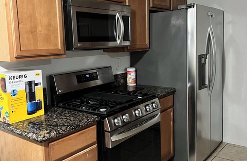 Riverside Condo | Spacious and Comfy 2-bedroom condo with AC near UC Riverside