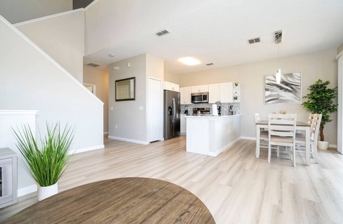 Windwood Bay House | Spacious & clean cozy home near Disney 448