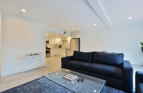 Ocean Park Apartment | Spacious Family-Sized Apartment. Amazing views steps from the beach!