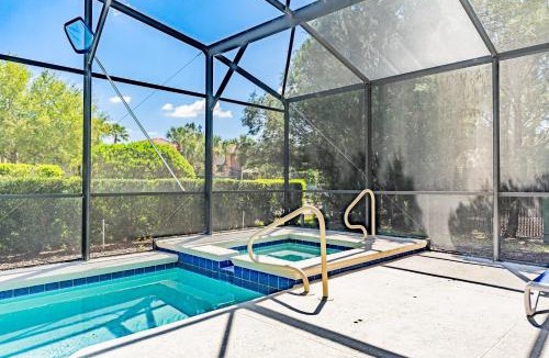 Loughman House | Spacious Home with Private Pool and Spa in Solterra Gates Resort Nr Disney