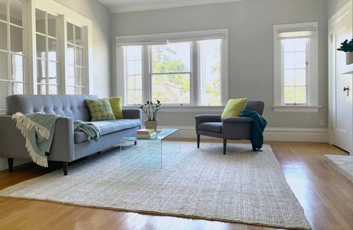Elmwood Apartment | Spacious, light-filled flat in leafy, cafe-filled neighborhood
