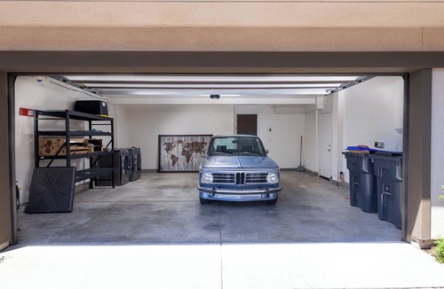 Riverview West House | Spacious Luxury 4BR 15 min to Disney, Family Home, Parking, extra beds, games