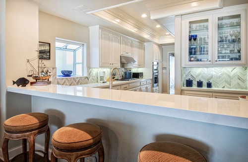 West Newport House | Spacious Oceanfront Single Family Home Located on the Boardwalk 1/2 Mile to the Newport Pier!
