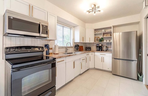 Old Southwest House | Spacious Reno Home with Hot Tub, Foosball & Outdoor Dining