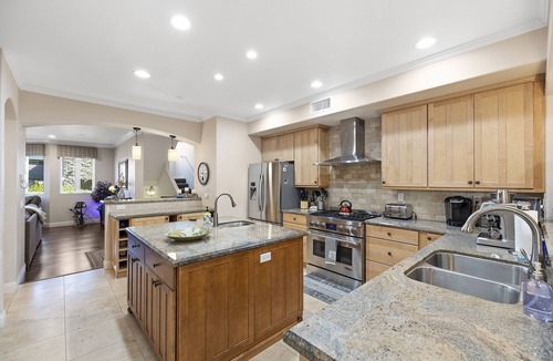 Carlsbad Village Condo | Spacious Village beach house. Private rooftop deck. Walk to beaches and shops.