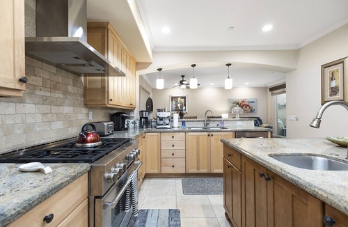 Carlsbad Village Condo | Spacious Village beach house. Private rooftop deck. Walk to beaches and shops.