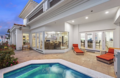 Coast Royal House | Spectacular panoramic ocean views and beautifully furnished!