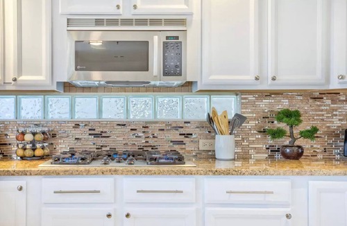 Green Valley North House | Spectacular spacious home with private pool