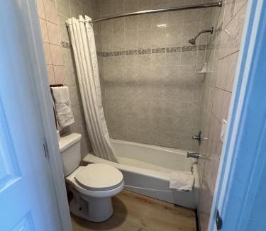 North Long Beach Hotel | Stallion Inn Motel