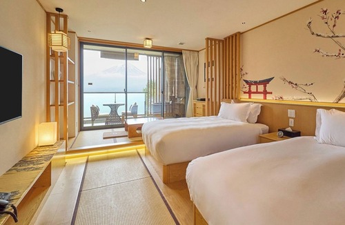 Oishi Hotel | Standard JapaneseWestern roomwith Mt Fuji view OpenAir Bath Includedbreakfast included/Minamitsuru-gun Yamanashi