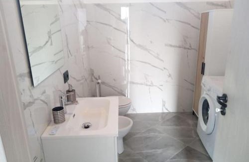 Clusone Apartment | Star House