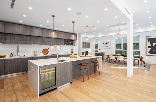Beverly Hills Villa | Stark Villas by LuxJB 🏆 12 Bedroom Retreat 🏆 2 Villas 2 Minutes Walk Apart