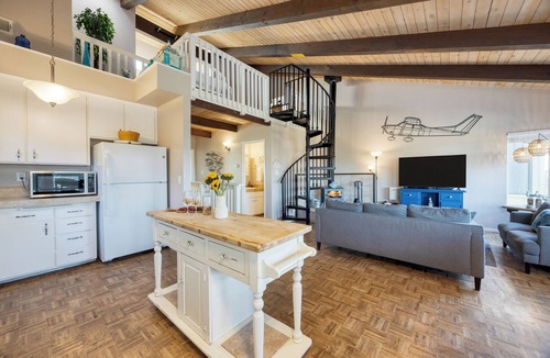 Oceano House | Steps to Beach w/Patio+Deck | Foosball | Happy Bottom Beach House by AvantStay