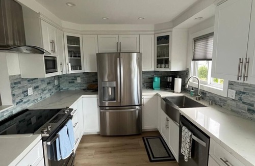 South Laguna House | Stunning 3-Story Oceanfront Villa with Panoramic Views Fully Furnished
