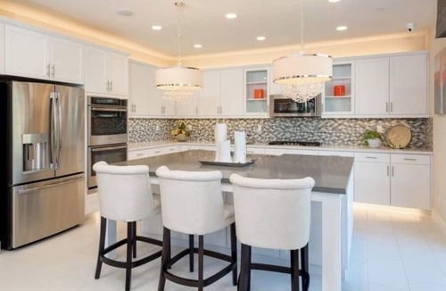 Moreno Valley House | Stunning Luxury Estate, 5BR, Chef’s Kitchen Loft, Serrano Heights, Sleeps 12