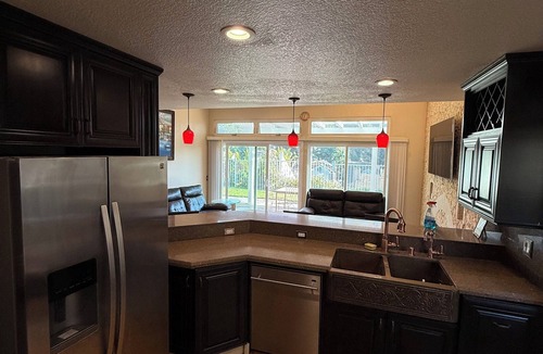 Corona House | Stunning Mountain Views 4 Bedroom Mediterranean upscale home