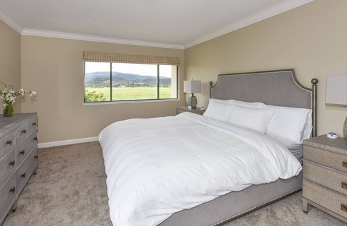 Yountville House | Stunning Vineyard View Home on Iconic Silverado Trail in Beautiful Napa Valley
