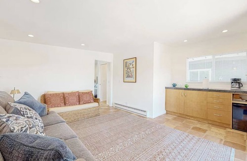 Sonoma Villa | Stunning Vineyard Villa | Pool · Hot Tub · Games Room · EV Charger