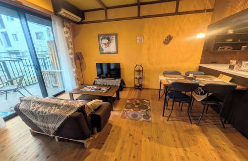 Minamisenba Apartment | Stylish Apartment with Balcony, Walk to Dotonbori, Shinsaibashi, & Kuromon Mkt