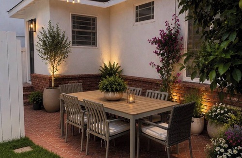 North Redondo Cottage | Stylish California Cottage Private Backyard 15 Min to Manhattan Beach & LAX