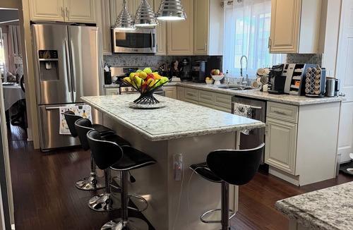 Los Angeles House | Stylish Central LA Retreat – Minutes from Museums & Stadiums for FIFA & SB LXI!