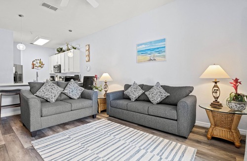 Bahama Bay Apartment | Stylish Ground-Floor Condo in Bahama Bay– 2BR/2BA, Pools, Patio, Remodelled 2024