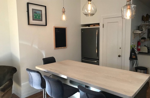 Junior College Neighborhood Association House | Stylish, pet friendly vintage gem on one of Santa Rosa's prettiest streets!