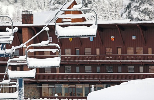 Sugar Bowl Resort House | Summit Crossing 11 - Beautiful House nestled in the California's Sierra