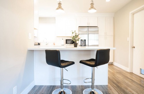 Rustic Lane House | Sun Kissed Modern Luxurious Home Near Disneyland