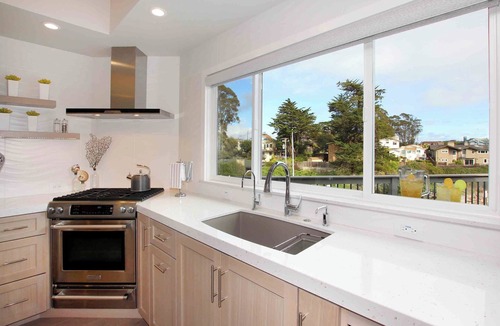 Eastside Santa Cruz House | Sunny Cove Beachfront Beauty!