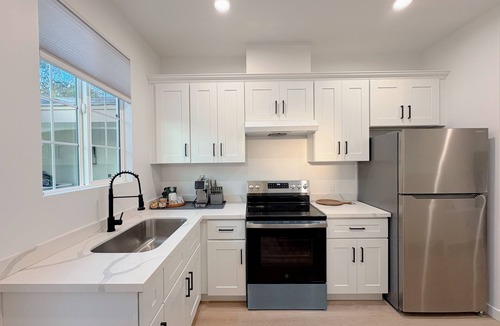 Cypress House | Sunny Cypress Retreat - 1BR + Bonus Bed - New ADU