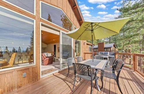 Kings Beach House | Sunny Daze Cabin Luxurious 4BDR with Stunning Views