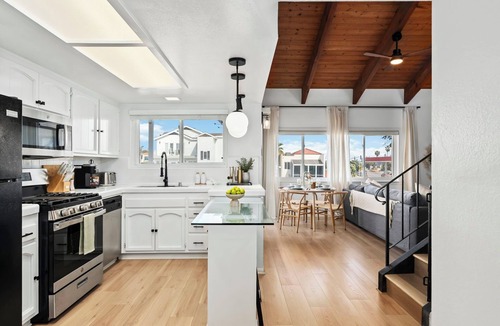 Huntington Beach House | Sunset Beach Oasis! Steps From Sand.